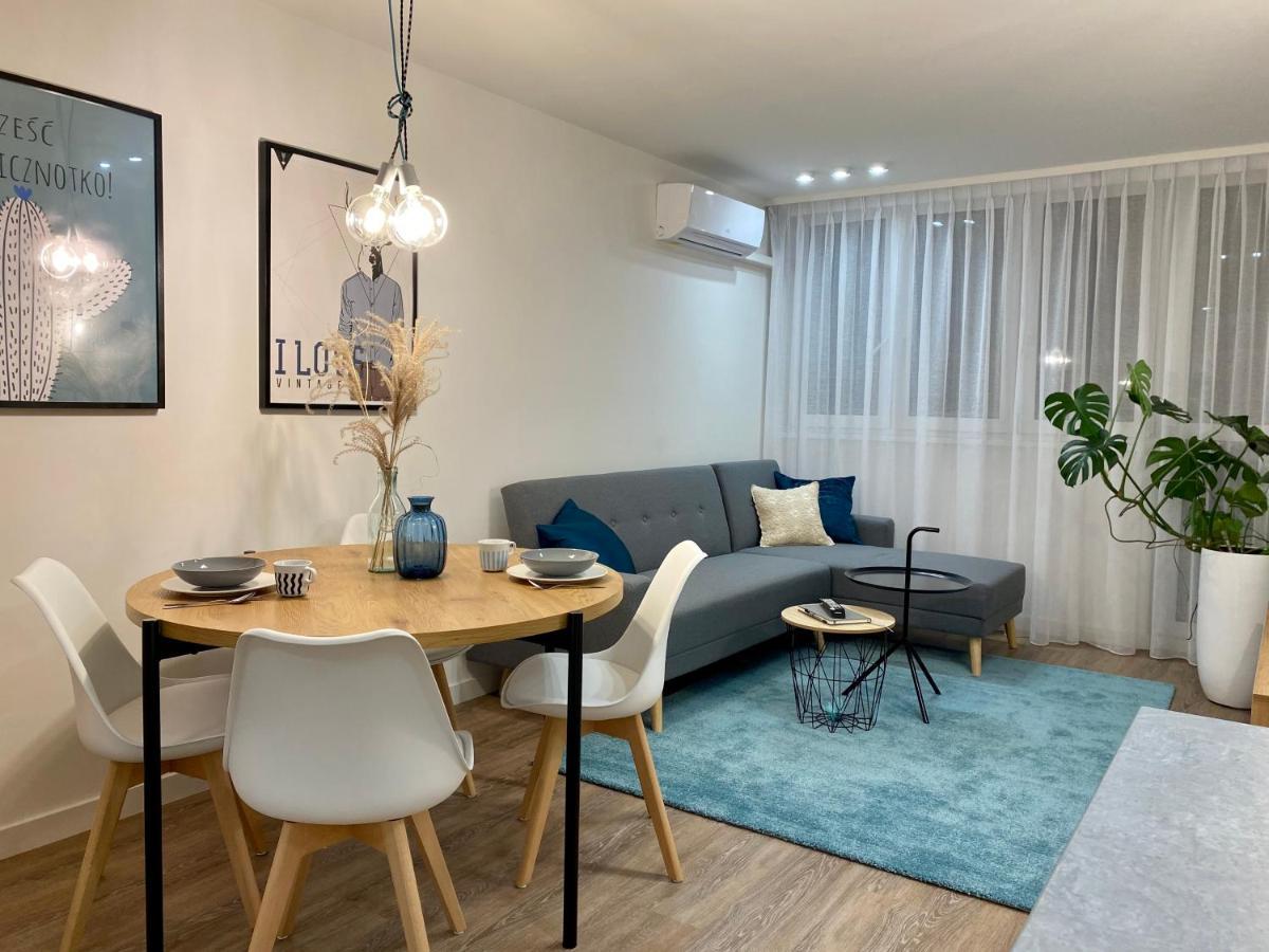 IX Pietro - 9Th Floor Apartment In คาโตวีตเซ ภายนอก รูปภาพ